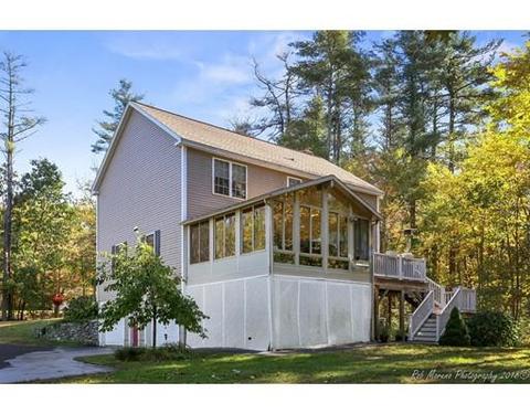 45 Simpson Rd, Pelham, NH 03076 photo 6