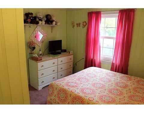 19 Ford St, Springfield, MA 01118 photo 12