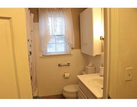 19 Ford St, Springfield, MA 01118 photo 15