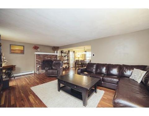 3 Reservoir Rd, Gloucester, MA 01930 photo 2