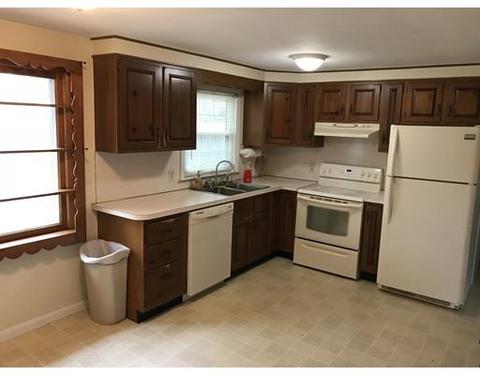 35 Briarcliff St, Springfield, MA 01128 photo 4