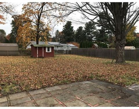 35 Briarcliff St, Springfield, MA 01128 photo 11