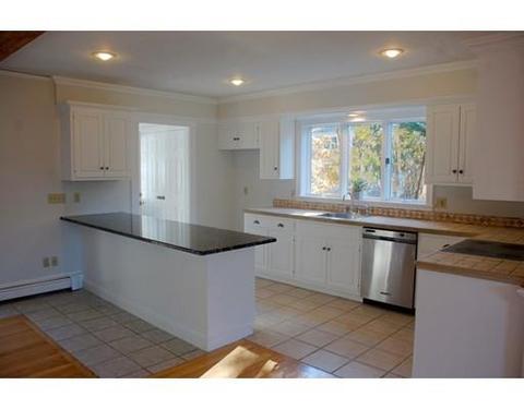 142 James Cir, Mashpee, MA 02649 photo 8