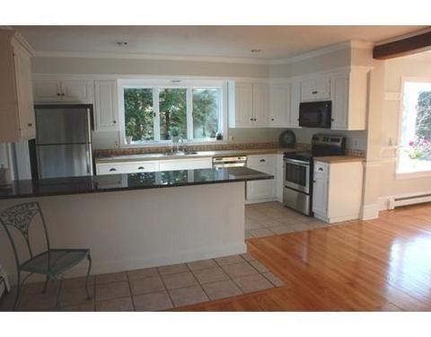 142 James Cir, Mashpee, MA 02649 photo 2