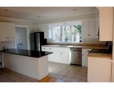 142 James Cir, Mashpee, MA 02649 photo 9