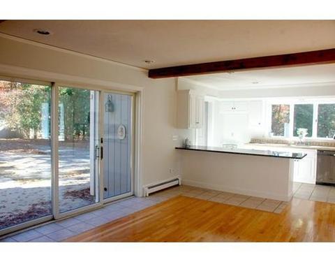 142 James Cir, Mashpee, MA 02649 photo 12