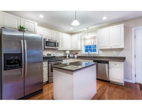47 Britton St, Raynham, MA 02767 photo 4