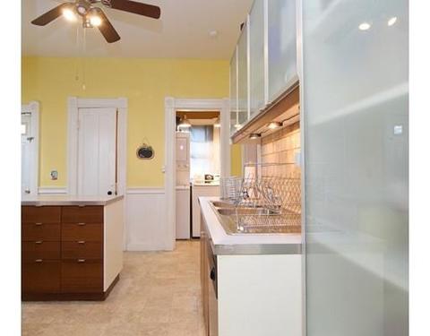 95 Euclid Ave, Springfield, MA 01108 photo 8