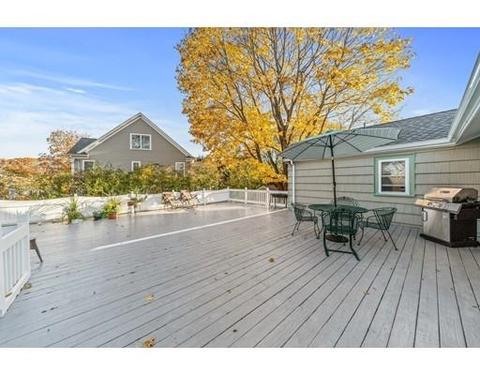 149 Jarvis Cir, Needham, MA 02492 photo 7