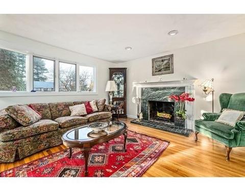 149 Jarvis Cir, Needham, MA 02492 photo 11