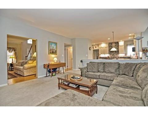 4 Echo Bridge Rd, Franklin, MA 02038 photo 9