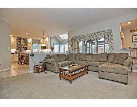 4 Echo Bridge Rd, Franklin, MA 02038 photo 8