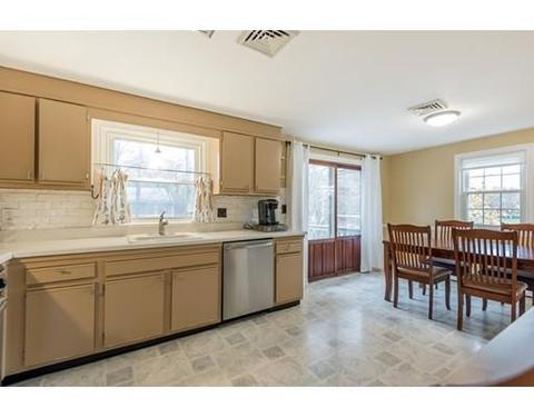 246 Bancroft Ave, Reading, MA 01867 photo 6