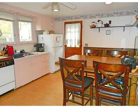 41 Shepard St, Marblehead, MA 01945 photo 5