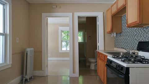 69 Maynard St, Springfield, MA 01109 photo 20