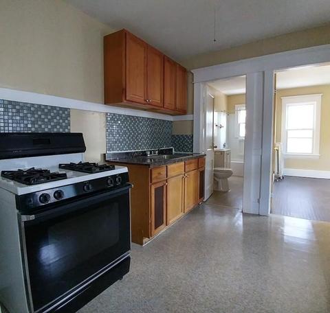 69 Maynard St, Springfield, MA 01109 photo 22