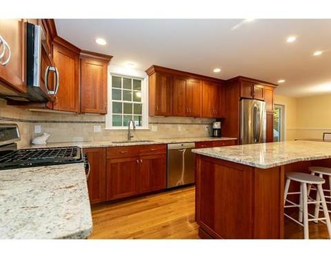 34 Hancock Rd, Needham, MA 02492 photo 5