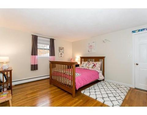34 Hancock Rd, Needham, MA 02492 photo 15