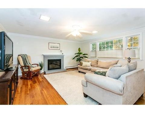 34 Hancock Rd, Needham, MA 02492 photo 8