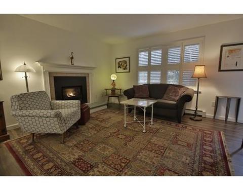 38 Bond St, Gloucester, MA 01930 photo 4