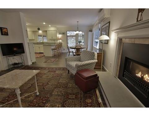 38 Bond St, Gloucester, MA 01930 photo 5