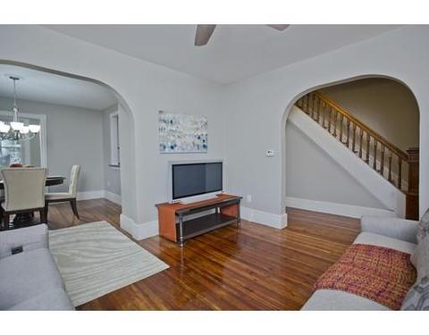 180 Laurelton St, Springfield, MA 01109 photo 11