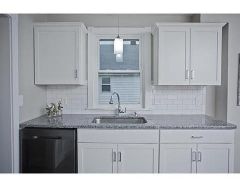 180 Laurelton St, Springfield, MA 01109 photo 7