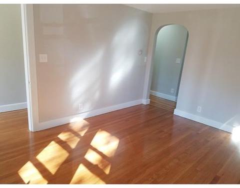 127 Shawmut St, Springfield, MA 01108 photo 13