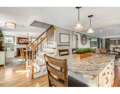 29 Wescroft Rd, Reading, MA 01867 photo 6