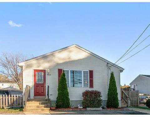 1834 Bay St, Fall River, MA 02724 photo 1