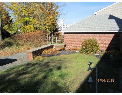 21 Granite St, Worcester, MA 01604 photo 9