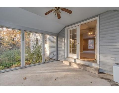 18 Hutch Ct, Epping, NH 03042 photo 7