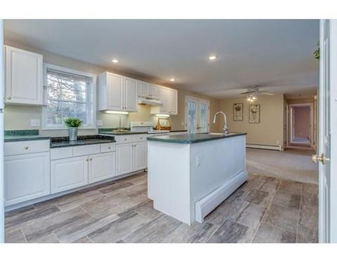 18 Hutch Ct, Epping, NH 03042 photo 15