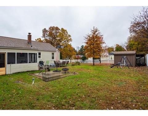 82 Westbrook Dr, Springfield, MA 01129 photo 6