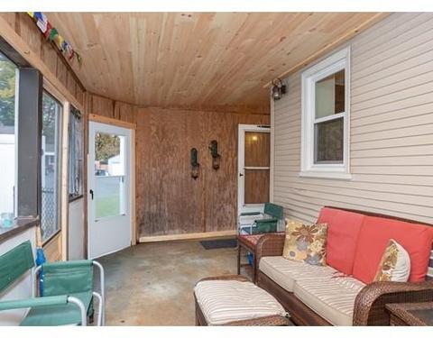 82 Westbrook Dr, Springfield, MA 01129 photo 10