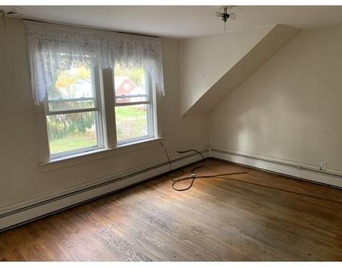 3 Morris St, Webster, MA 01570 photo 8