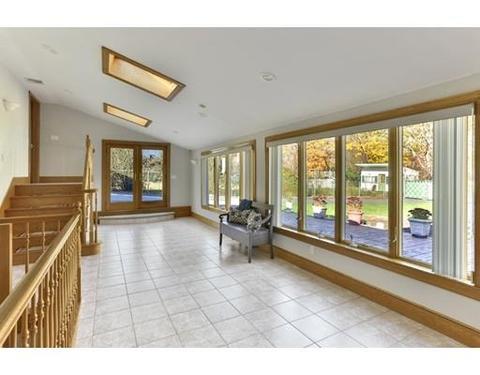 84 John St, Reading, MA 01867 photo 15