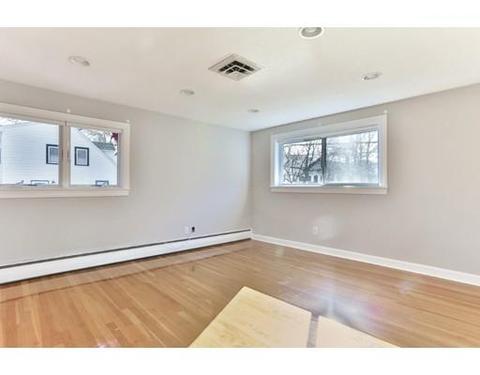 84 John St, Reading, MA 01867 photo 17