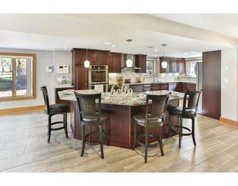 84 John St, Reading, MA 01867 photo 3