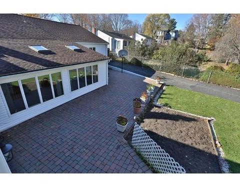 84 John St, Reading, MA 01867 photo 27