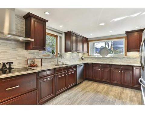 84 John St, Reading, MA 01867 photo 5