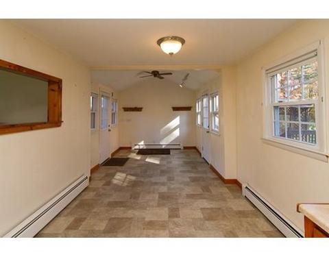 28 Pine St, Franklin, MA 02038 photo 6