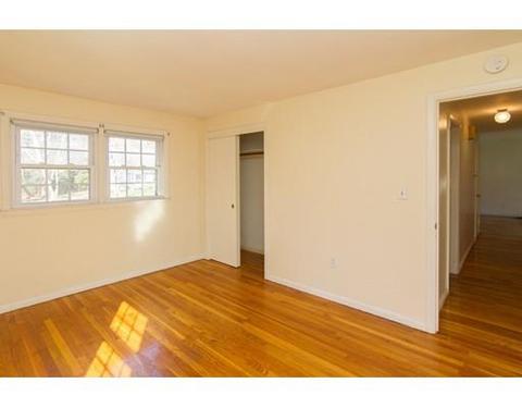 28 Pine St, Franklin, MA 02038 photo 15