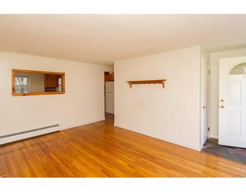 28 Pine St, Franklin, MA 02038 photo 9