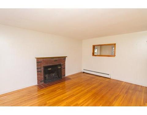 28 Pine St, Franklin, MA 02038 photo 8