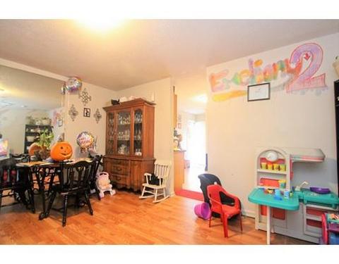 97 Bowles St, Springfield, MA 01109 photo 4