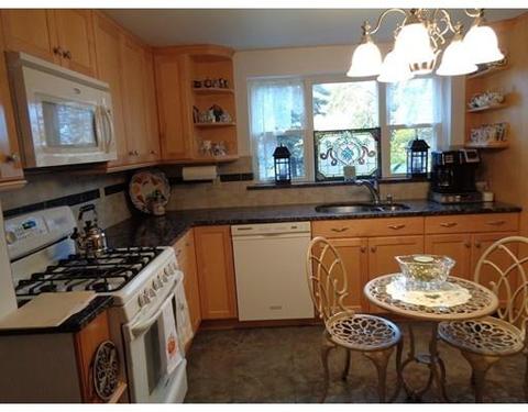 75 Robinwood Rd, Dedham, MA 02026 photo 9