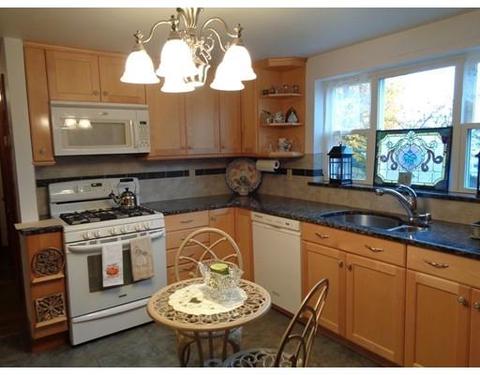 75 Robinwood Rd, Dedham, MA 02026 photo 7