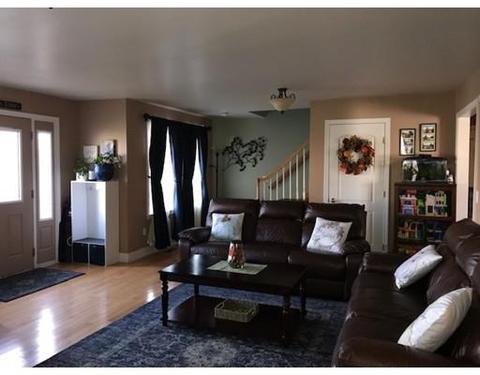 35 Wyndham Ct, Fall River, MA 02721 photo 6
