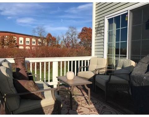 35 Wyndham Ct, Fall River, MA 02721 photo 5